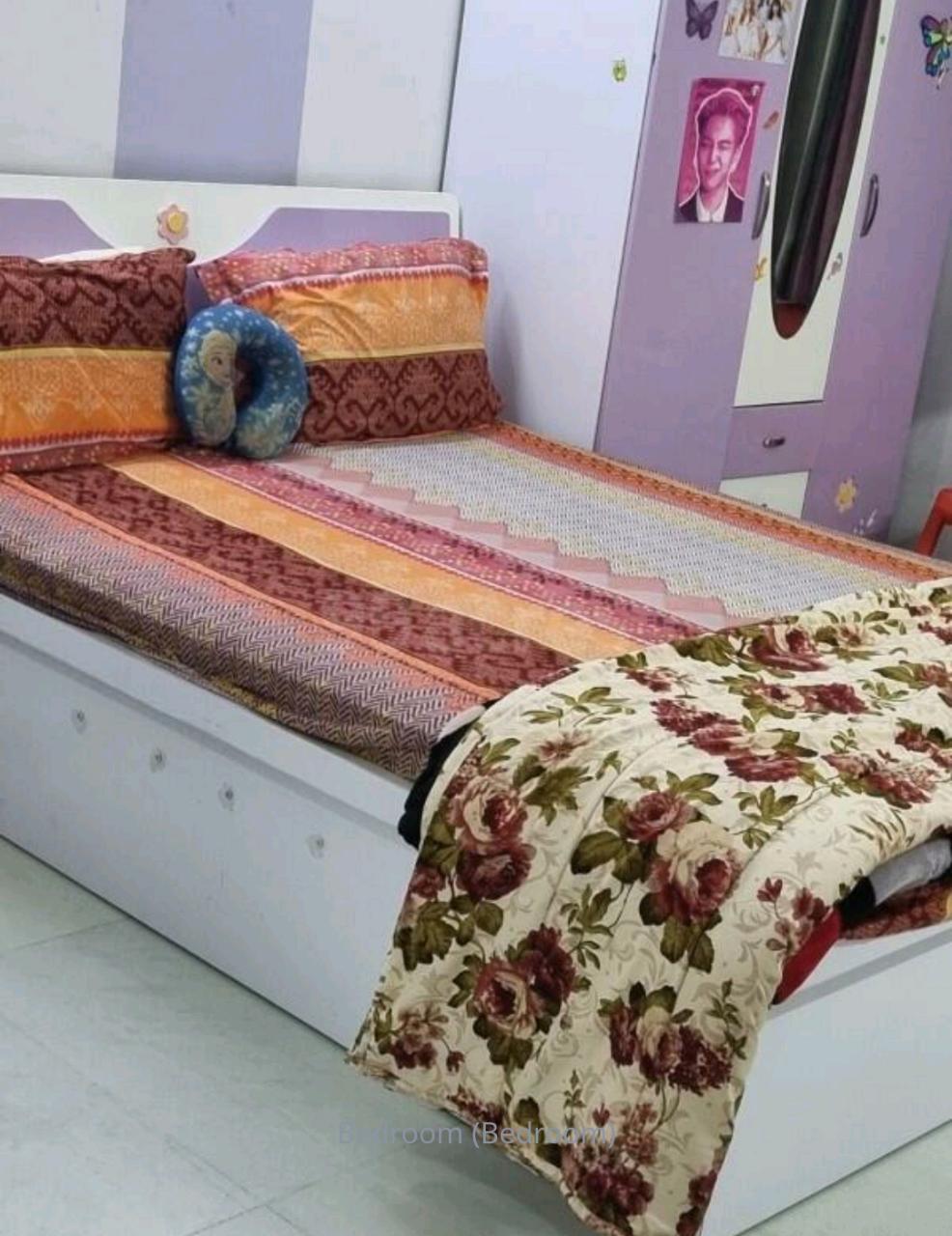 Floor Available for Rent in New Friends Colony